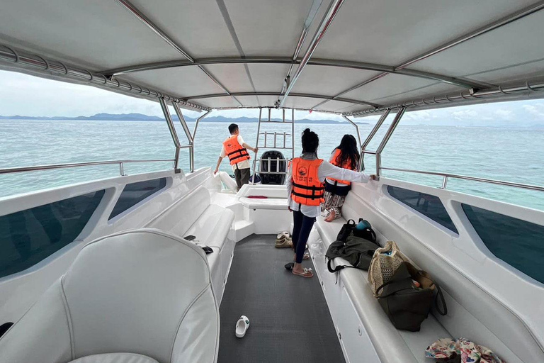 Phuket: Privé speedboot charter naar Phi Phi &amp; Khai eilanden