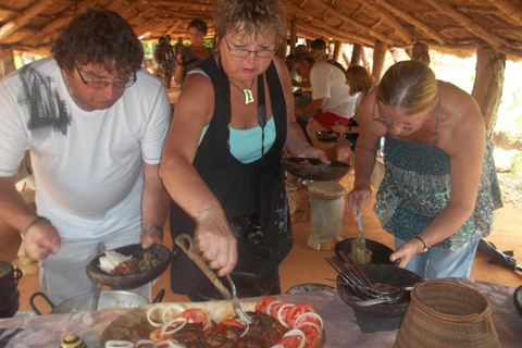 Victoriafallen Zimbabwe: Bytur med traditionell lunch