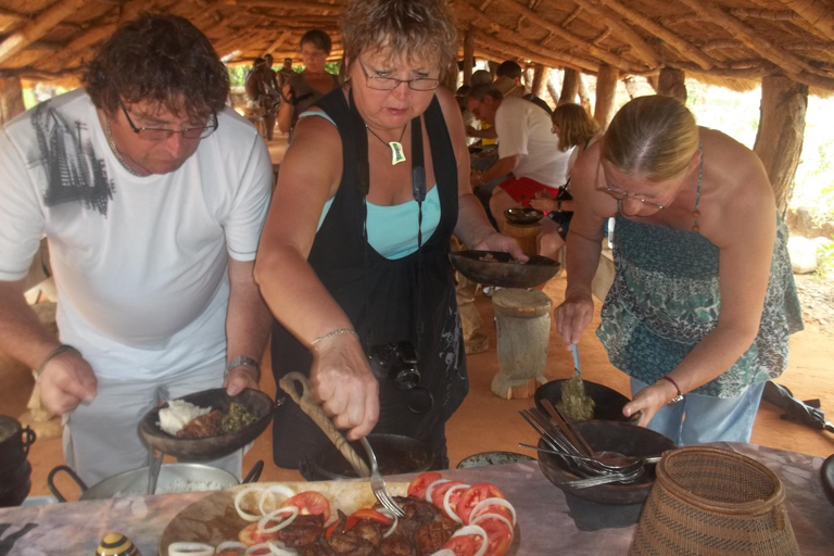 Victoria Falls Zimbabwe: Village Tour With Traditional Lunch