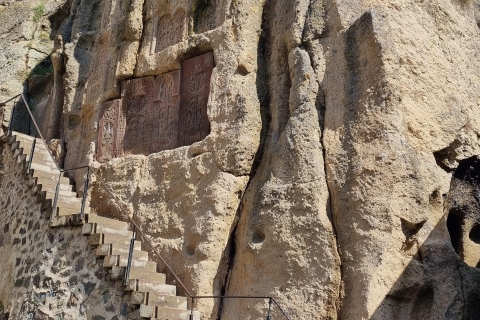 Ereván: Templo de Garni, Monasterio de Geghard y Lago Sevan