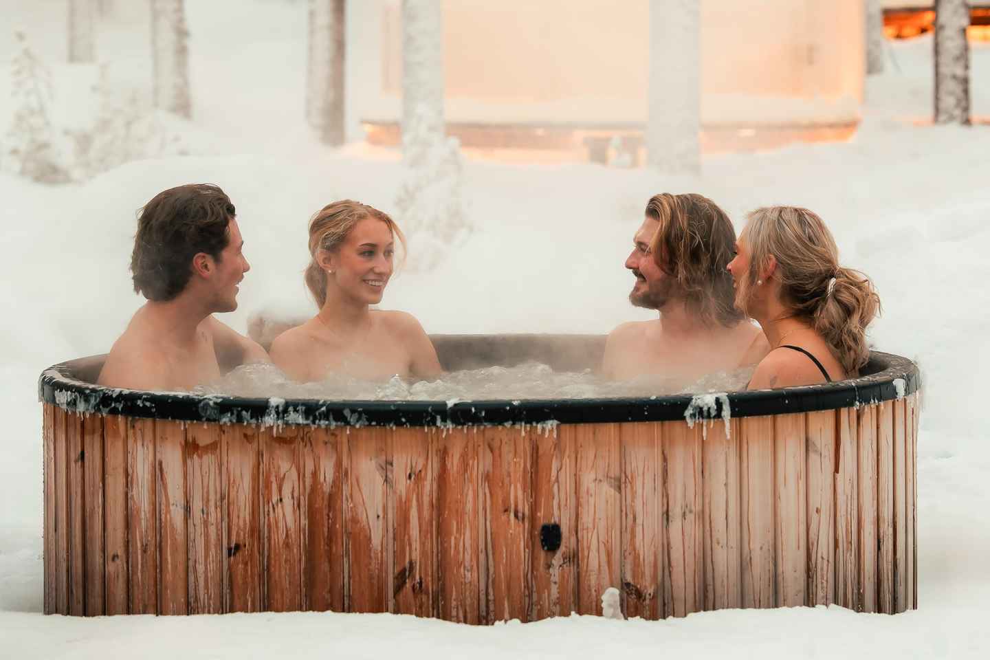 Rovaniemi: Daylight Forest spa,outdoor hot tubs and lunch