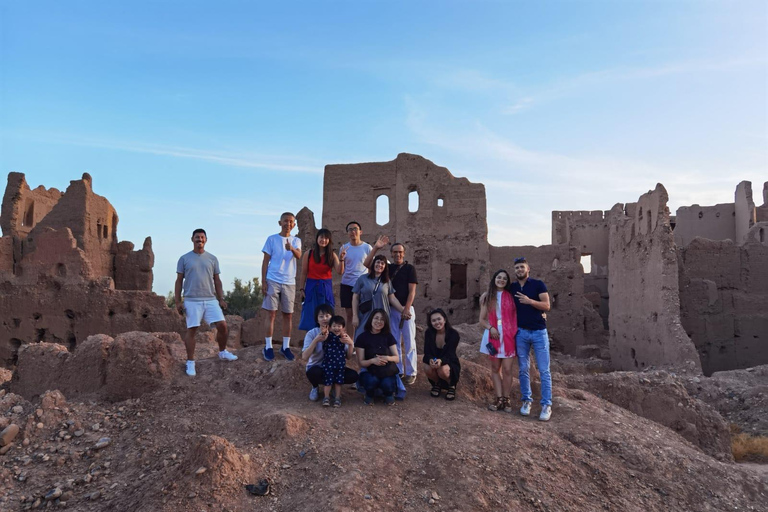 Marrakech to Fes 3 day Desert Tour Camel & luxury Tente Marrakech to Fes 3 day Desert Tour Standard Desert Tents