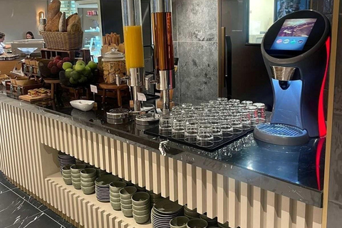 AUH Abu Dhabi International Airport: Pearl Lounge Terminal A International Departure: Pearl Lounge