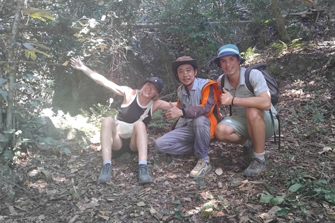 De Ha Noi: 2 dias de Trekking na Montanha do Olho de Anjo e de mota