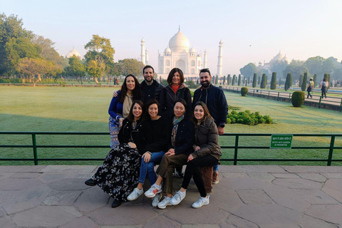 Delhi: Taj Mahal & Agra Private TagestourTour mit AC Auto, Fahrer und Guide