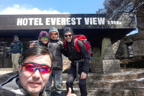 Everest Drie Passen Trek - 17 Dagen, Kosten, Gids, Kamer.Everest Drie Passen Trek - 17 Dagen Volledig pakket .