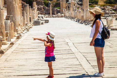 Izmir: Private Guided Ephesus Tour with Skip-the-Line Ticket