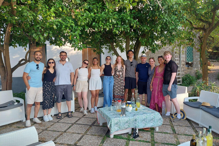 Lemon Grove Walk, Tastings, Aperitivo & Open Bar in Sorrento Lemon Tasting in Sorrento - Italian