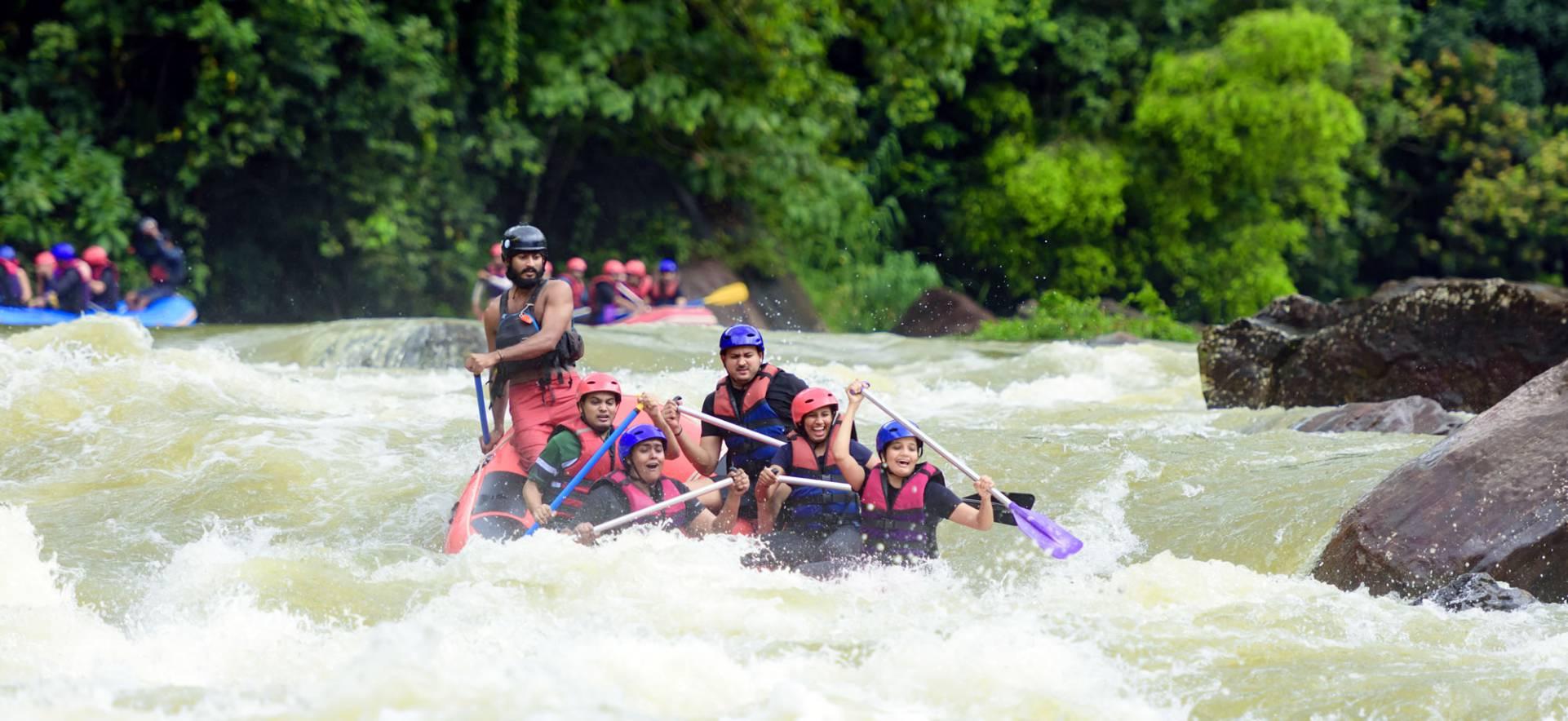 Sri Lanka: Kitulgala Tagestour mit Flughafentransfer