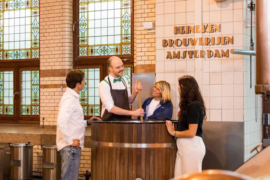 Amsterdam: Heineken Experience Ticket inklusive 2 Getränken. Foto: GetYourGuide