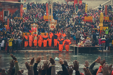 Vanuit Delhi: privédagtocht naar Rishikesh en Haridwar met de autoPrivédagtocht Rishikesh en Haridwar met de auto in 16 uur