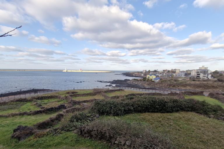 Jeju: 4.3 Geschichtliche und kulturelle Tour mit einem Guide