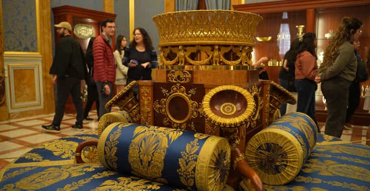 Madrid: Royal Palace Skip-the-line Guided Tour photo 3