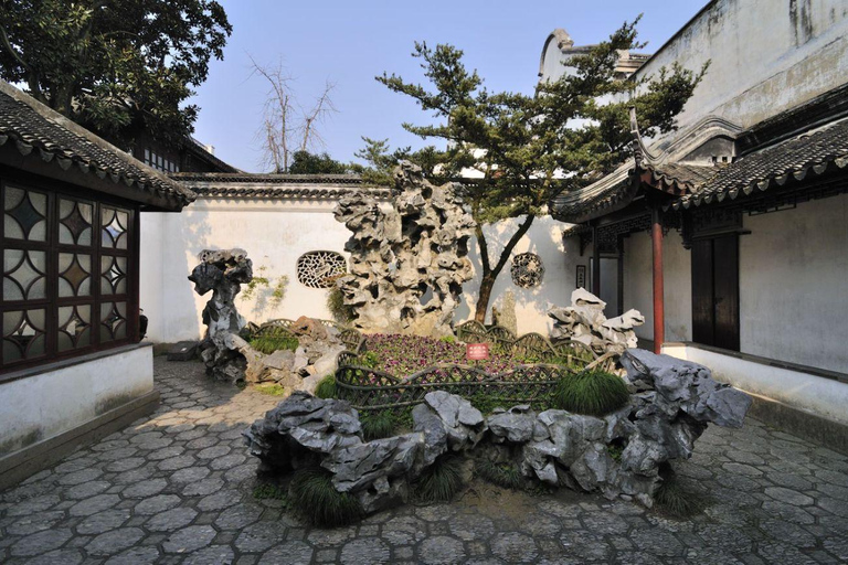 Shanghai: Private Day Tour to Suzhou by Bullet Train