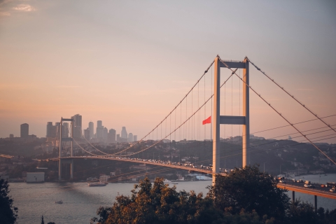 Istanbul: avondbustour over twee continenten met commentaar