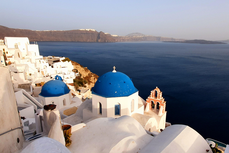 Cruise-Friendly Santorini Tour: Pyrgos, Oia & Fira Gems