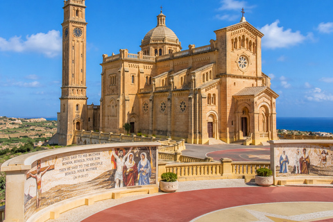 Gozo: Private Full-Day Tour with Temples & Caves