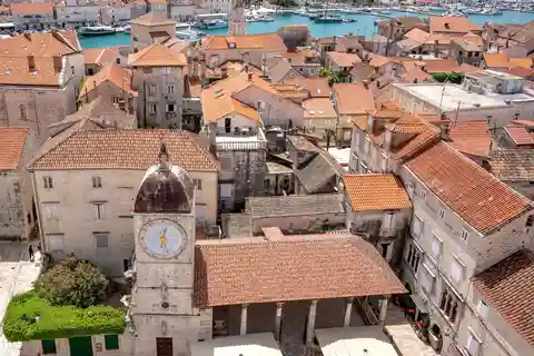 Trogir: Private Walking Tour with Local Guide