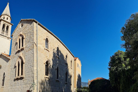 Budva: Old Town Guided Walking Tour with Citadel Entry