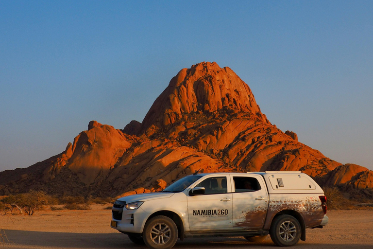 Namibia: Desert Tribe, Shipwreck Coast & Stargazing Tour