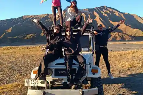 SHARED Bromo Jeep Tour include tickets From MALANG