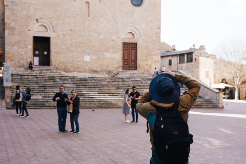 San Gimignano e Volterra: trasferimento privato da Firenze