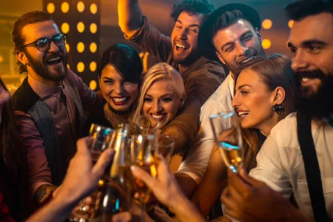 Nuremberg: Tour por bares e boates com doses e entrada gratuitas