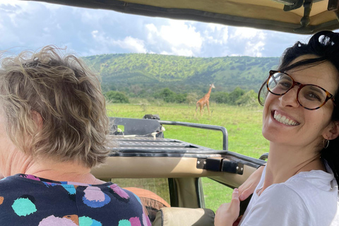 Safari de un día por la fauna de AkageraLand Cruiser (No open-r),Barco