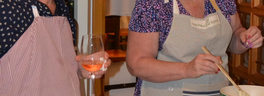 Tastes of Home : Cuisine conviviale et tradition