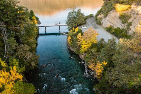 Bariloche: Villa La Angostura and the Magical Beaches Tour Guide: Spanish