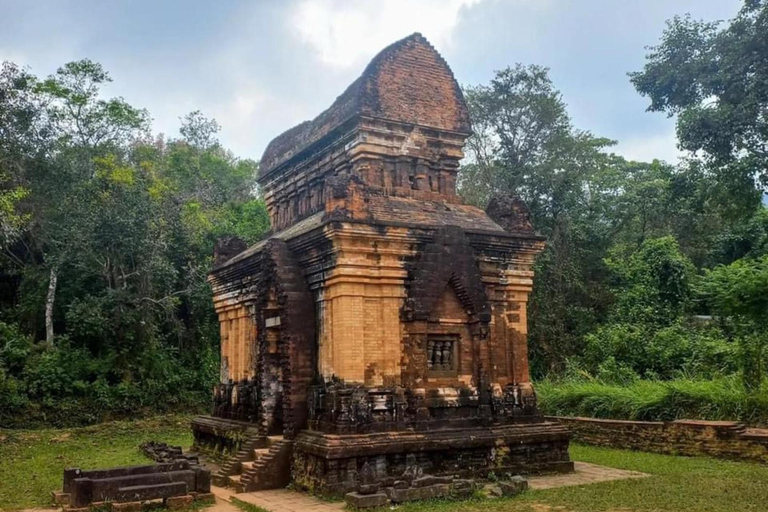 Sanctuaire de My Son en voiture privée depuis Hoi An/Da NangDépart en voiture privée de Hoi An ou Da Nang