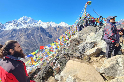 Kathmandu: 8-tägiger Langtang Valley Trek mit Transfers