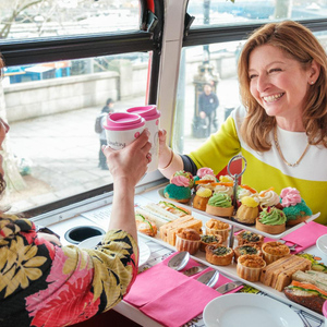 London: Sightseeing-Bustour mit Nachmittagstee