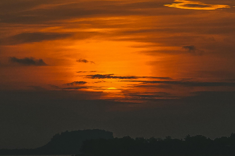 Havannah Harbour Sunset Cruise +Dinner (No Transfer/Own Way)