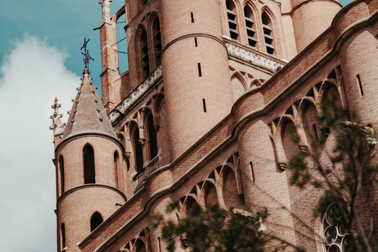 Albi: Tour gastronómico e pelo mercado com degustações e passeio histórico