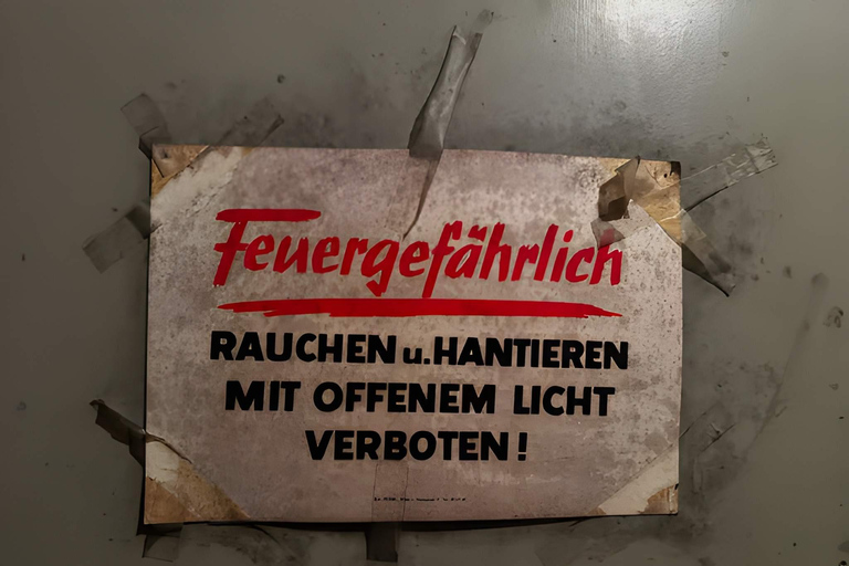 Vienna: Exclusive access to Vienna's Unterwelten pharmacy