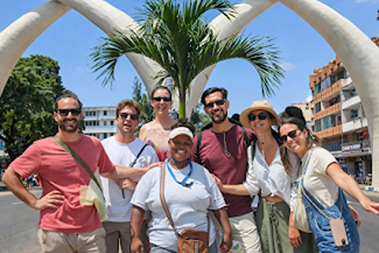 Mombasa: City Orientation Guided Tour With Rickshaw Ride.