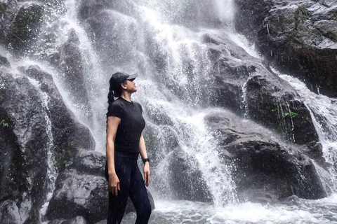 Vang Vieng: Full-Day Jungle Trek, Cave & Waterfall Tour