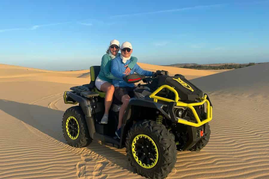 Von Nha Trang nach Saigon: Malerischer Transfer mit Mui-Ne-Jeep-Tour. Foto: GetYourGuide Von Nha Trang nach Saigon: Malerischer Transfer mit Mui-Ne-Jeep-Tour. Foto: GetYourGuide