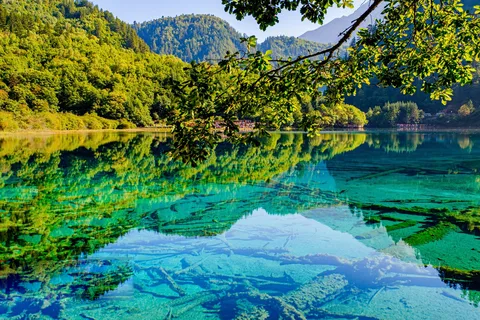 Excursión de 3 días en tren rápido por lo más destacado de Jiuzhaigou y Huanglong