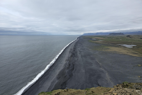 Tagesausflug an die Südküste mit Reiten an schwarzen Sandstränden