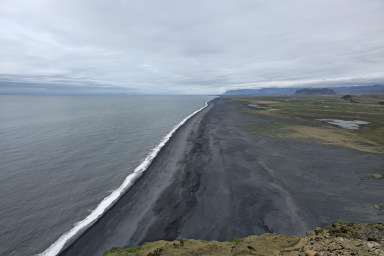 Tagesausflug an die Südküste mit Reiten an schwarzen Sandstränden