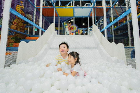 Macau: Studio City Super Fun Zone Day Ticket Studio City Super Fun Zone Day Ticket