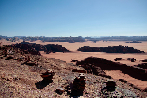 Wadi Rum : 2nuits/3Jours de trekking dans le désert, Camping &amp; repas