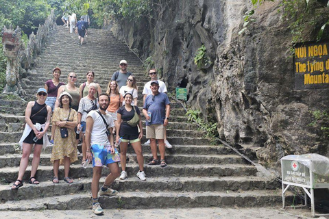 Depuis Hanoi : Ninh Binh - Trang An - Grottes de Mua - Déjeuner et busAu départ de Hanoi : Découvrez la beauté de Ninh Binh - Excursion d&#039;une journée