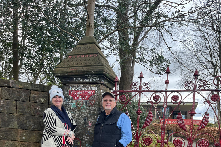 Liverpool: tour in taxi sui passi dei Beatles con Strawberry Fields