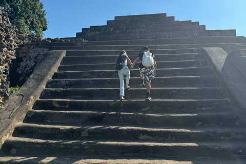 Mayan Pyramids & Lake Coatepeque: All-Inclusive Tour