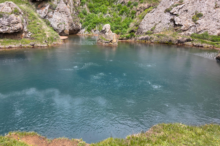 3-Day Kazbegi, Juta & Truso Tour by Premium Toyota Sequoia