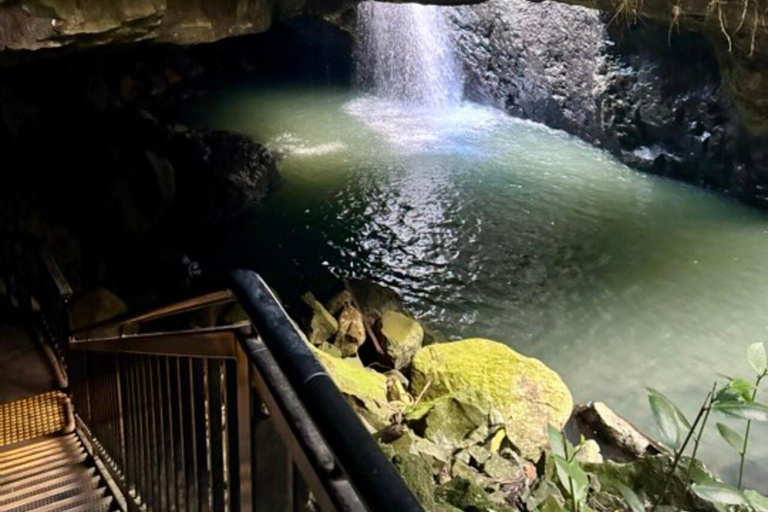 Brisbane: Natural Bridge, Glow worms & Magic Sky View