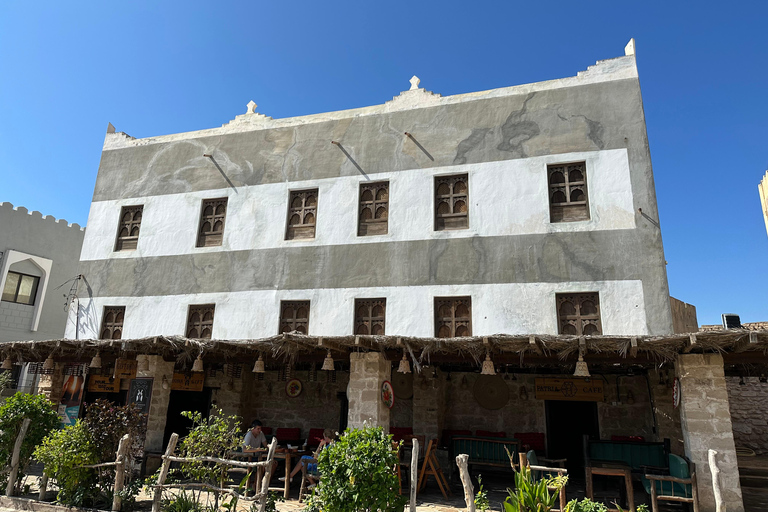 山地野生动物园山地探险